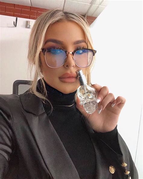 tana mongeau chanel sunglasses